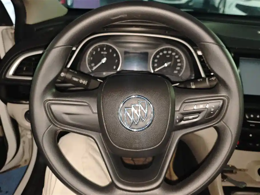 Buick Excelle 2016 — фото 15