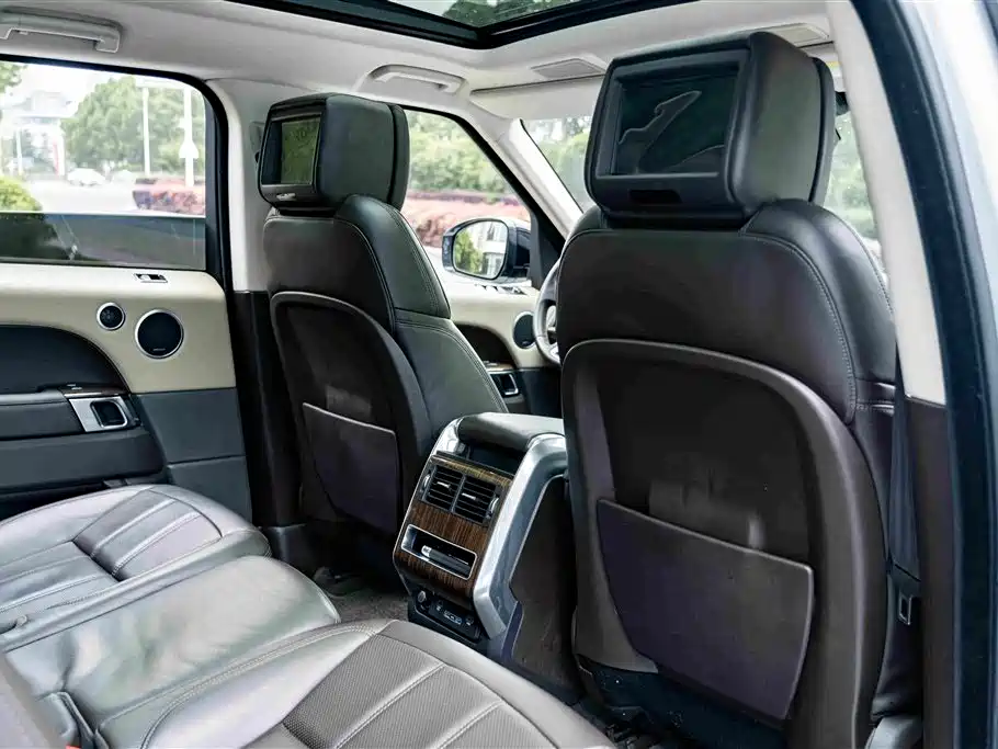 Land Rover Range Rover Sport New Energy 2019 — фото 21