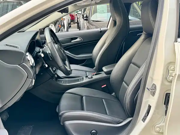 Mercedes-Benz GLA 2019