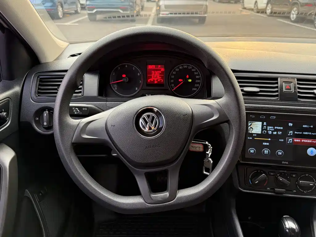 Volkswagen Santana 2019 — фото 16