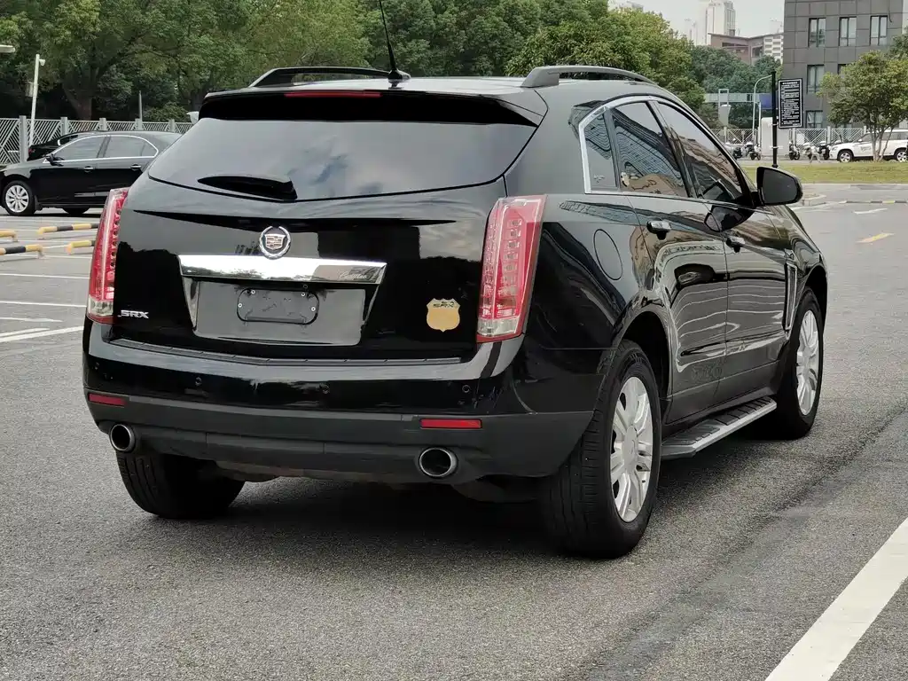 Cadillac SRX 2014 — фото 5