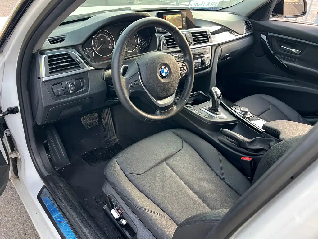 BMW 3 Series 2017