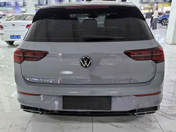 Volkswagen Golf 2020