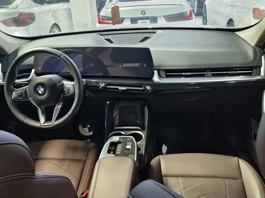 BMW X1 2025