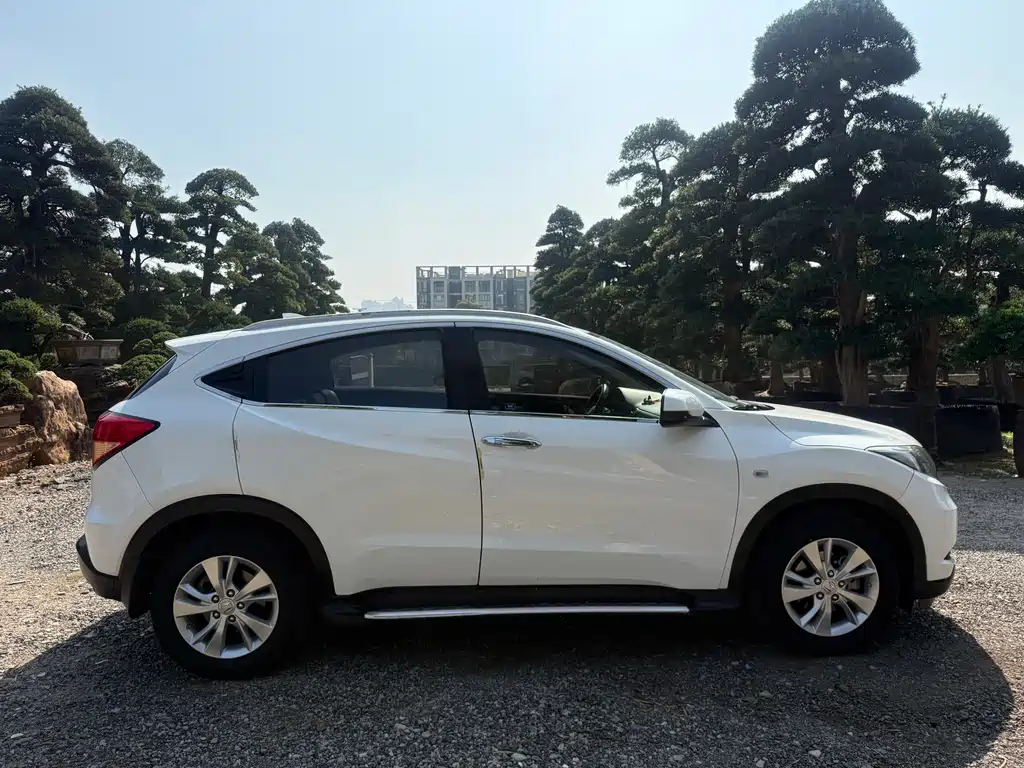 Honda Vezel 2015 — фото 8
