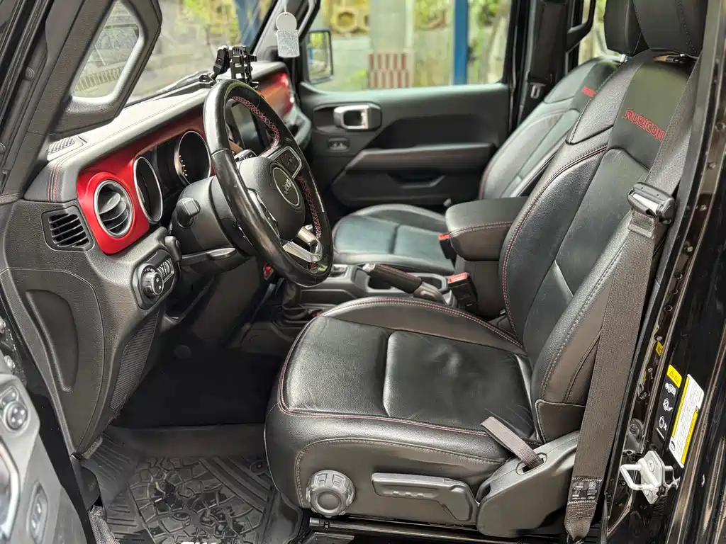 Jeep Wrangler 2022 — фото 11