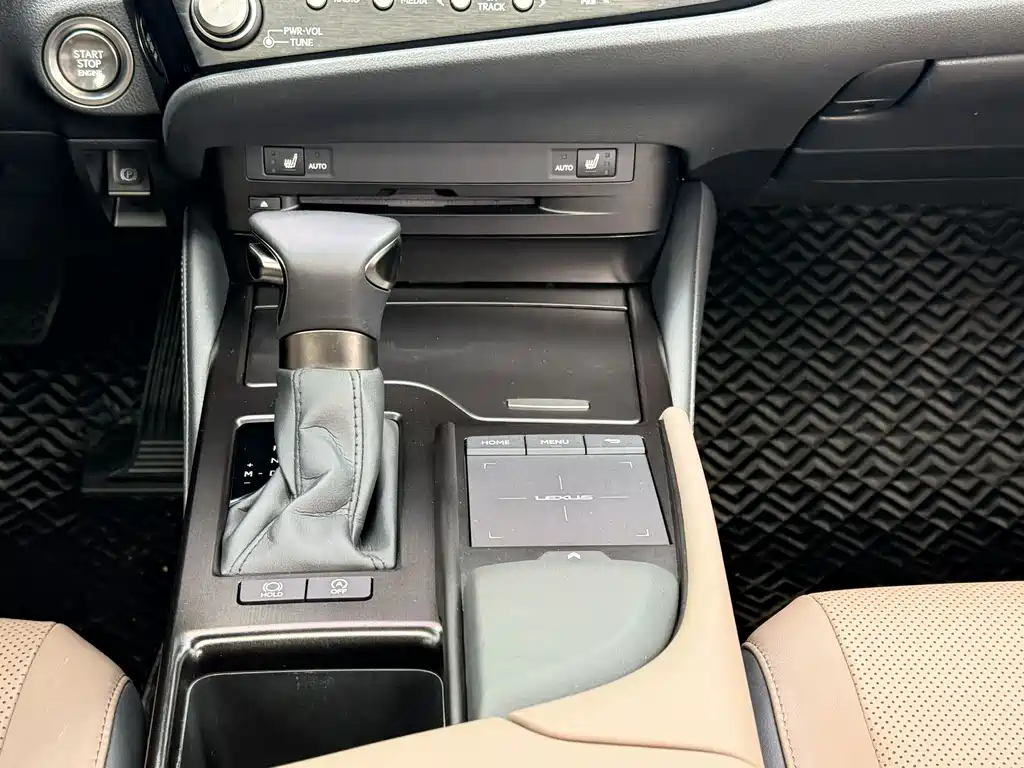Lexus ES 2022 — фото 13