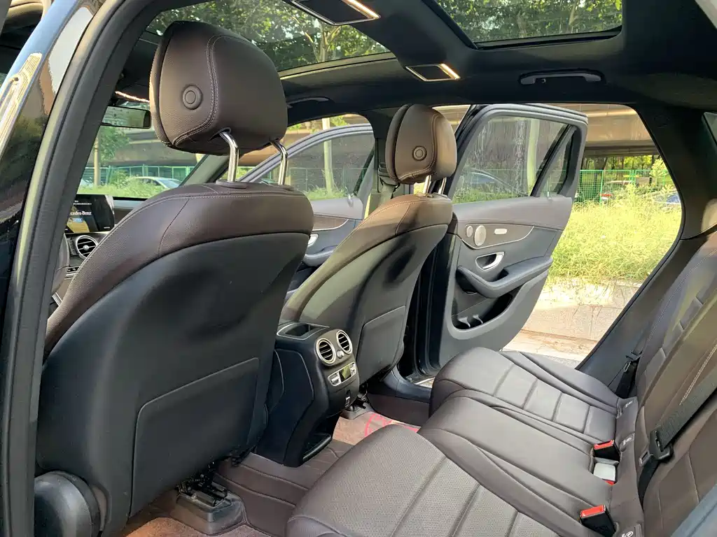 Mercedes-Benz GLC 2023 — фото 18