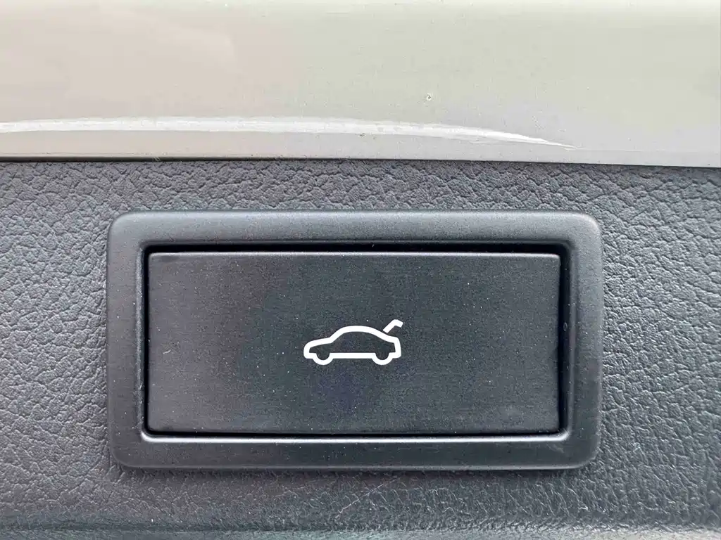Skoda Korok 2023 — фото 22