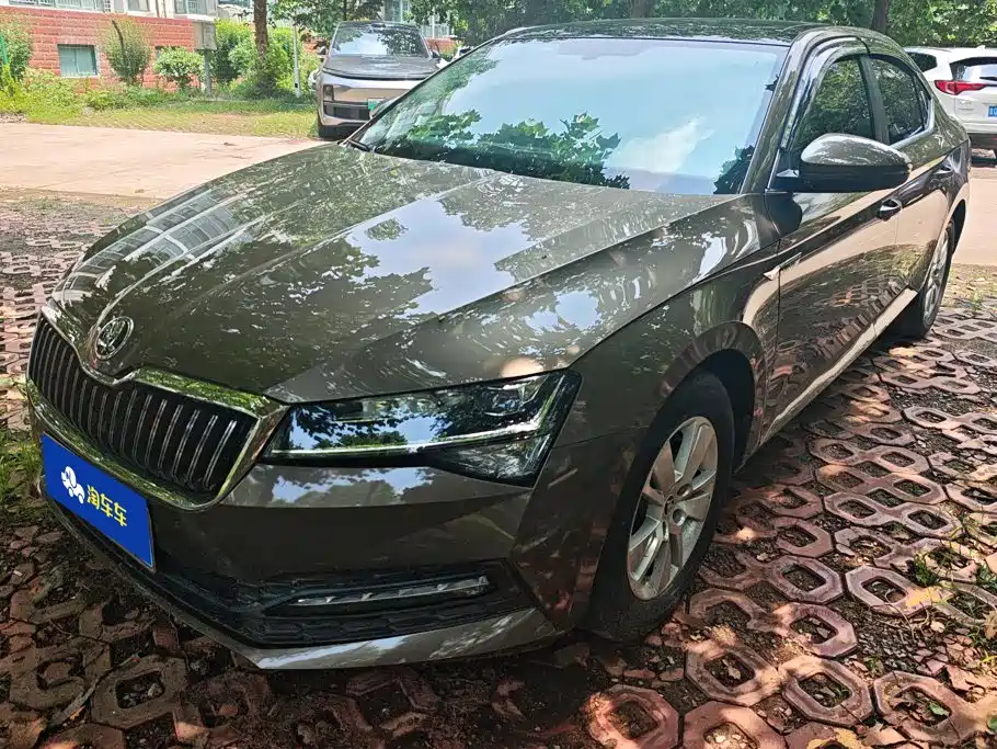 Skoda Superb 2020