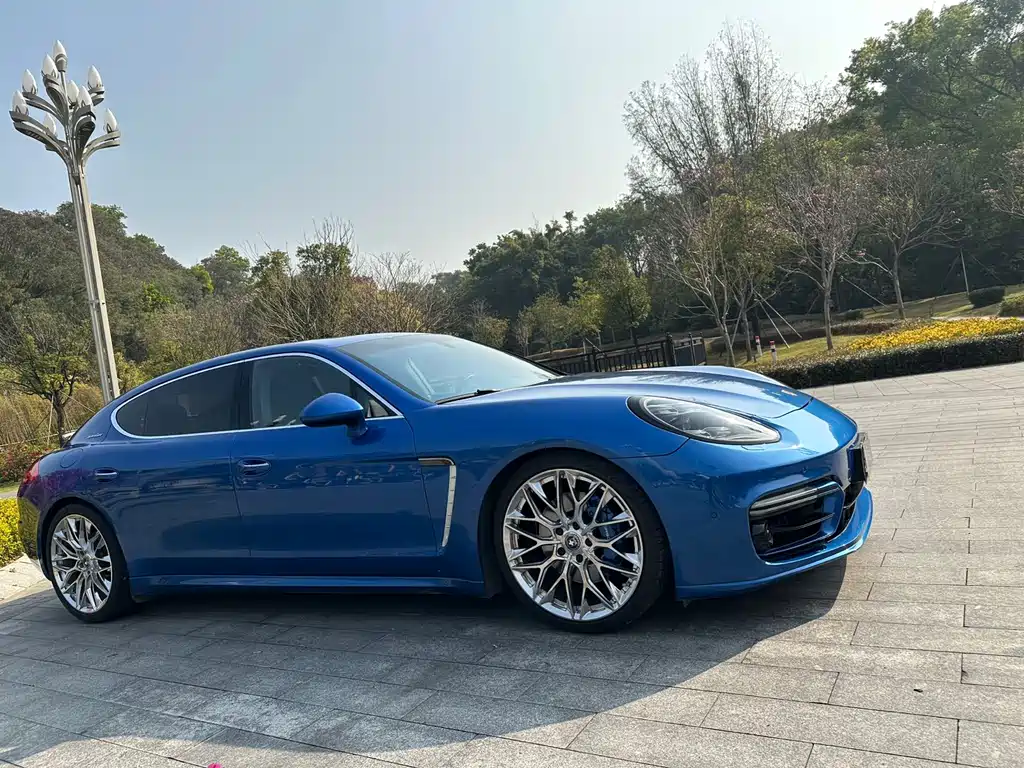 Porsche Panamera 2015 — фото 8