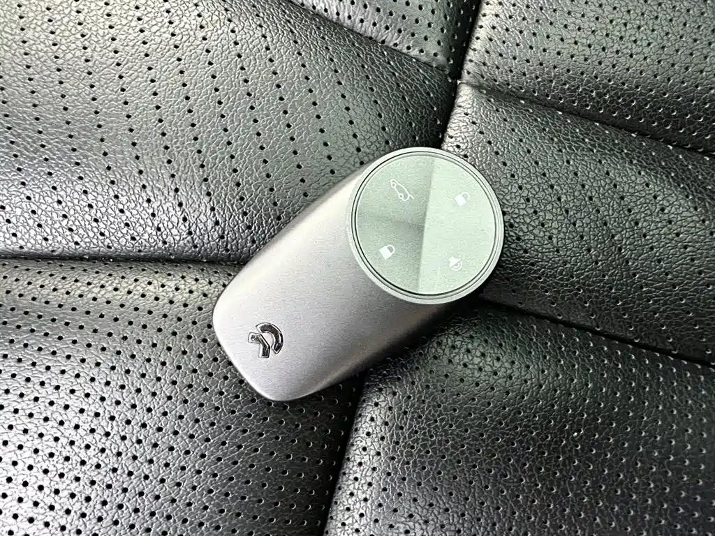 NIO ES8 2021 — фото 15