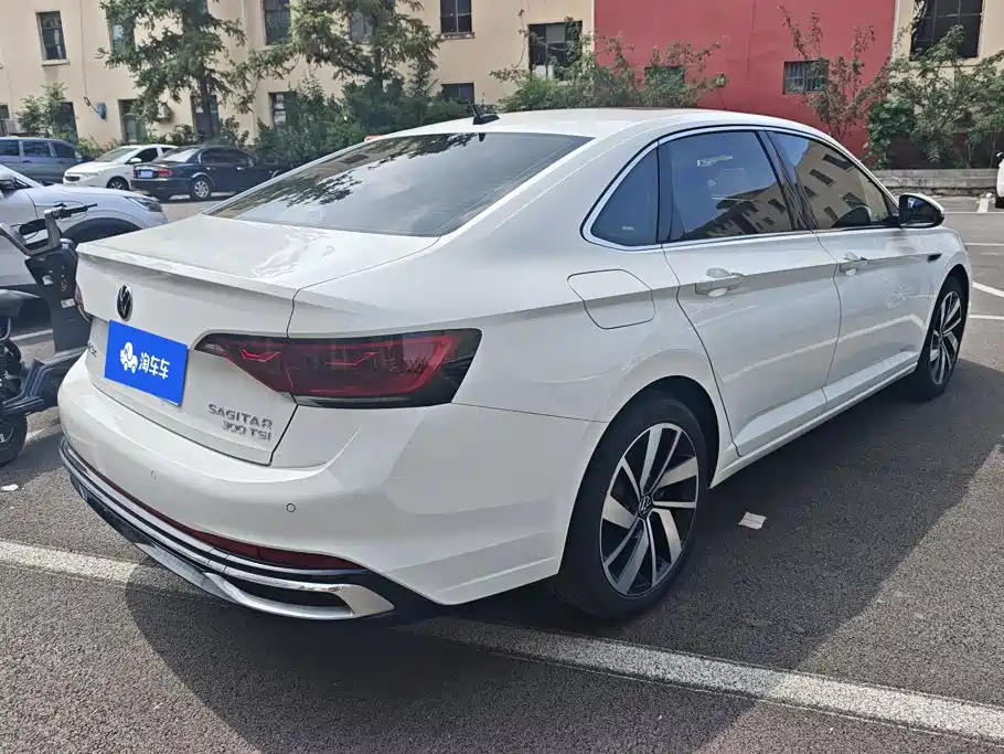 Volkswagen Sagitar 2024