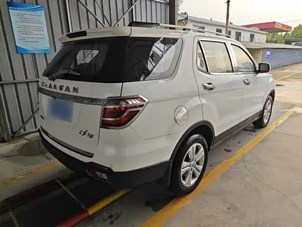 Changan Auchan CX70 2016