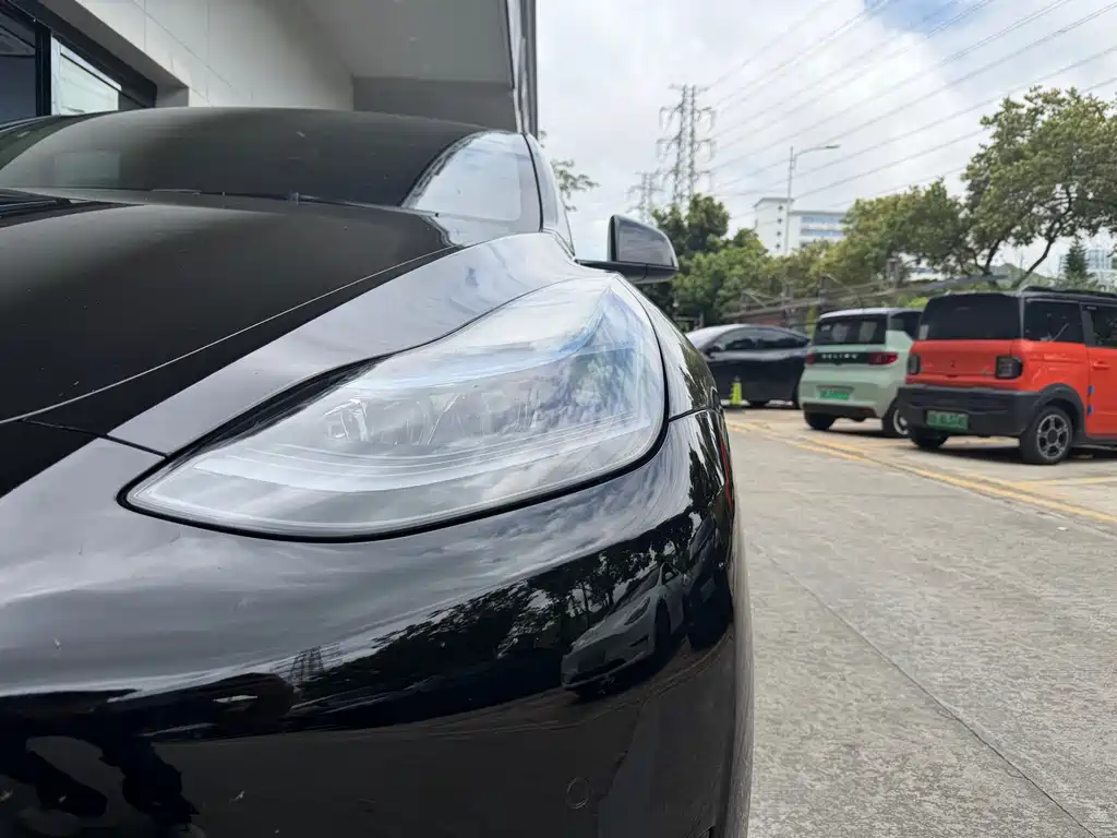 Tesla Model Y 2022 — фото 15