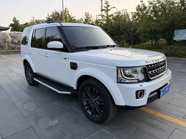 Land Rover Discovery 2015
