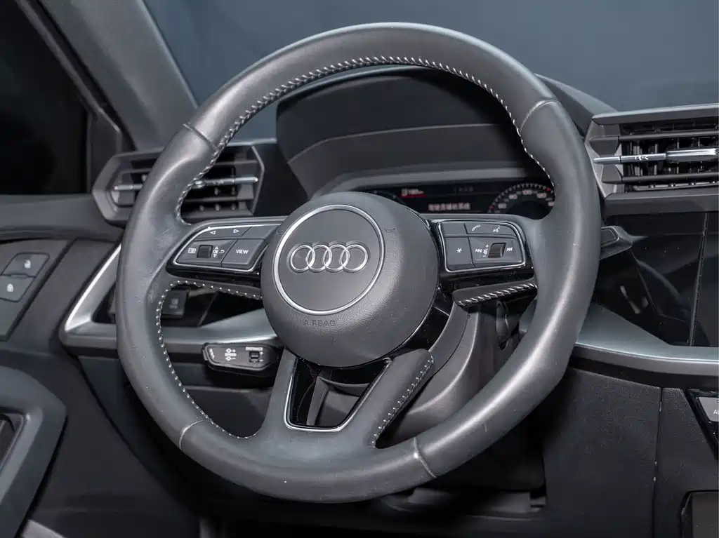 Audi A3 2022 — фото 17