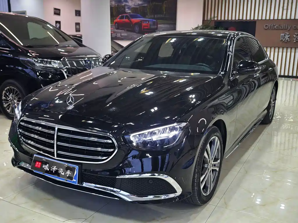Mercedes-Benz E-Class 2023 — фото 2