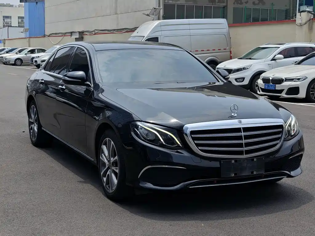 Mercedes-Benz E-Class 2018 — фото 3