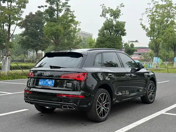 Audi Q5L 2025