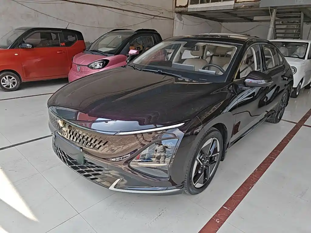 Wuling Starlight 2023