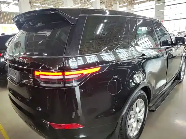 Land Rover Discovery 2020