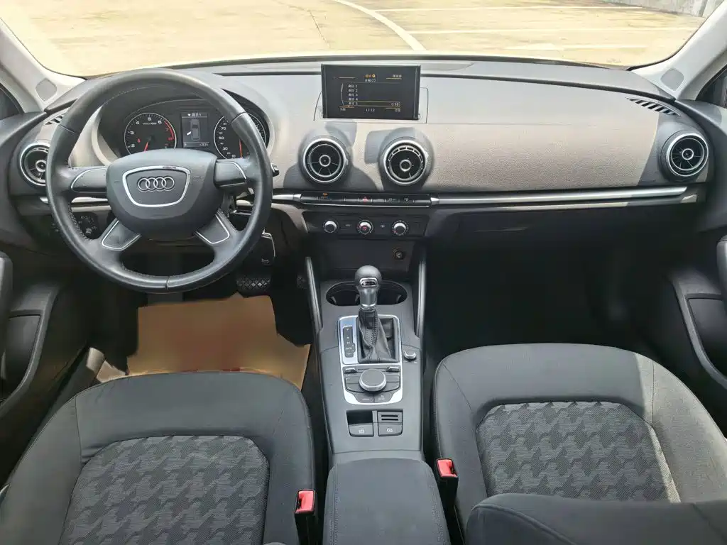 Audi A3 2015 — фото 19