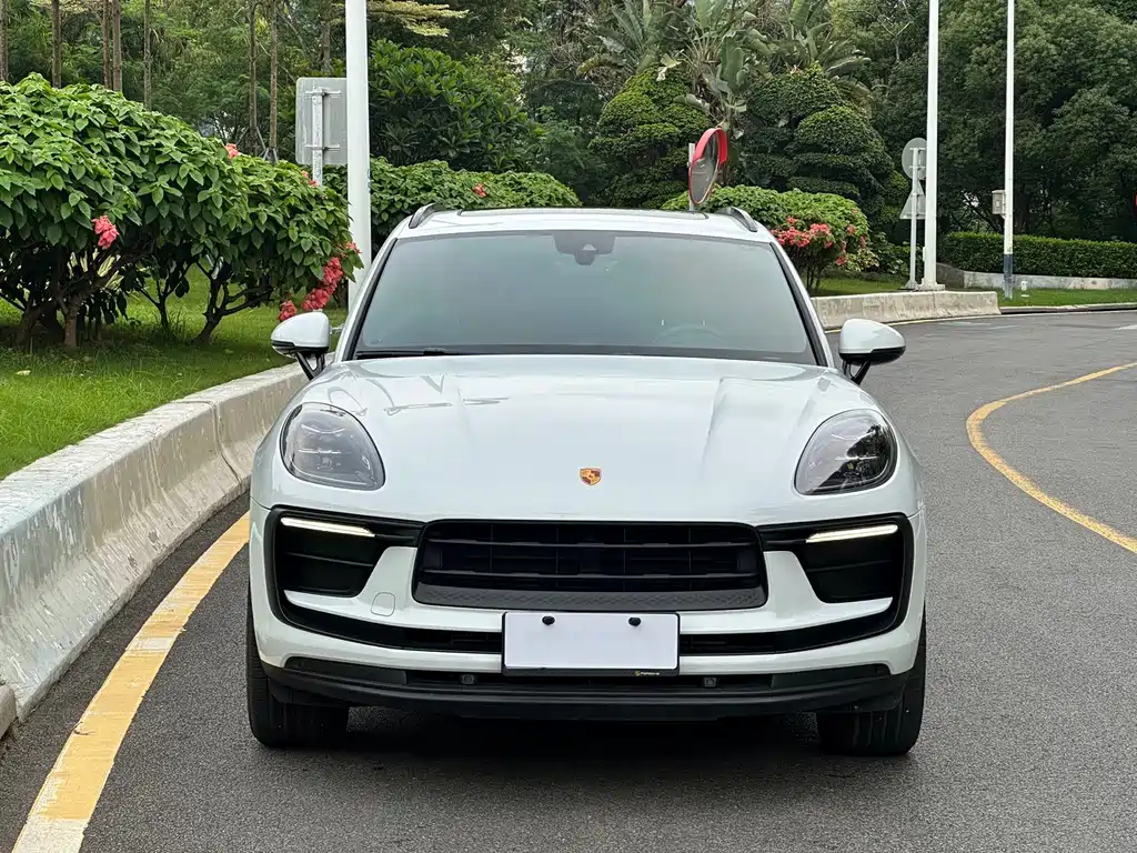 Porsche Macan 2022 — фото 2