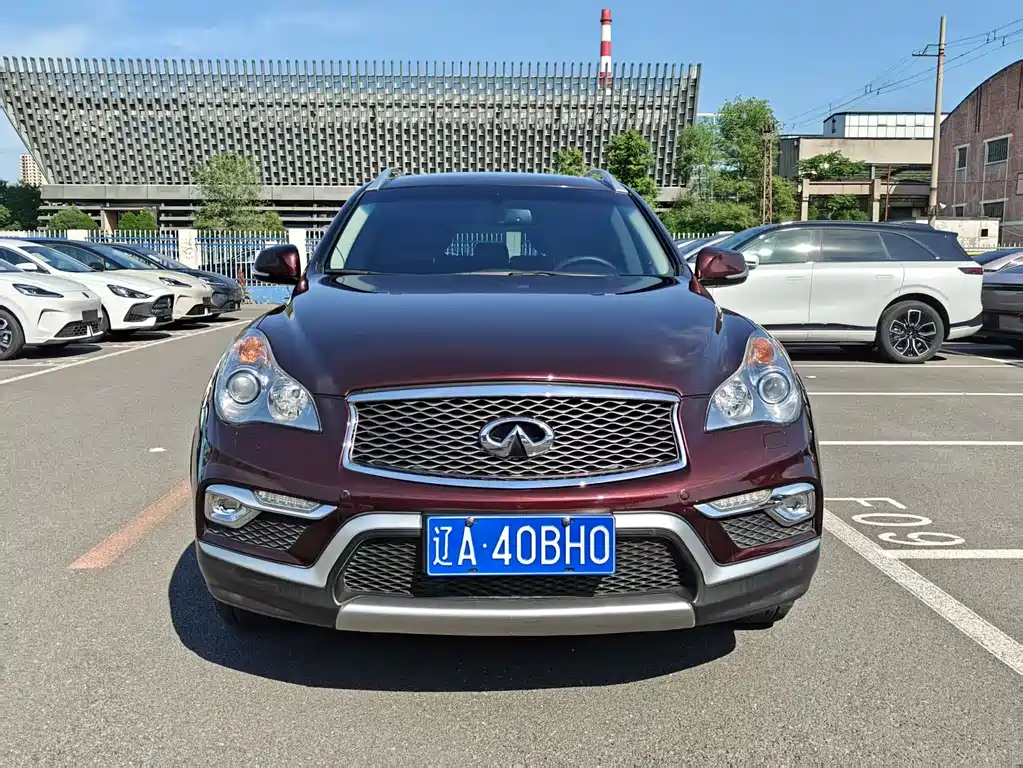 Infiniti QX50 2016 — фото 2