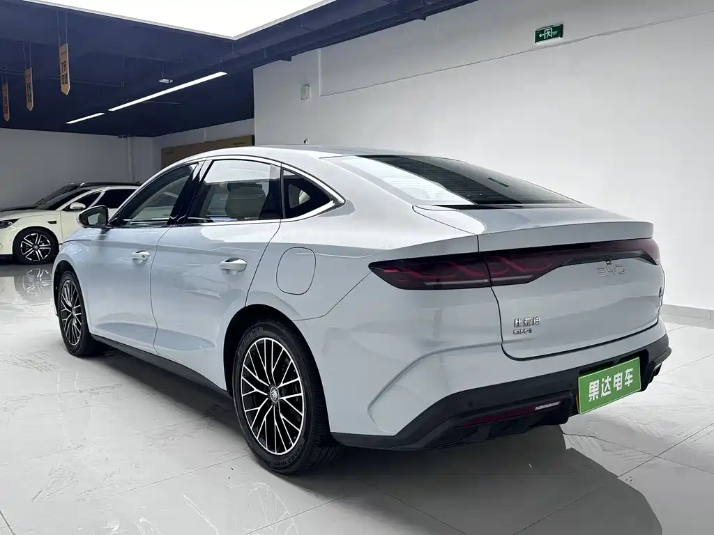 BYD Qin L 2024 — фото 8