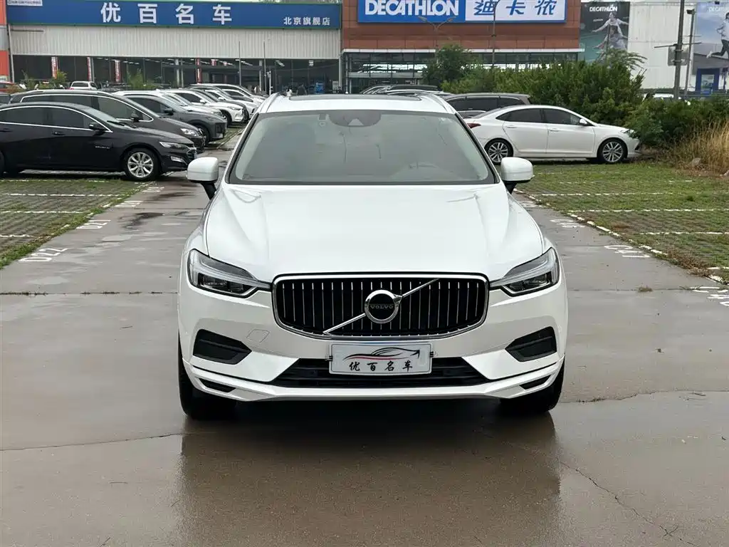 Volvo XC60 2019 — фото 2