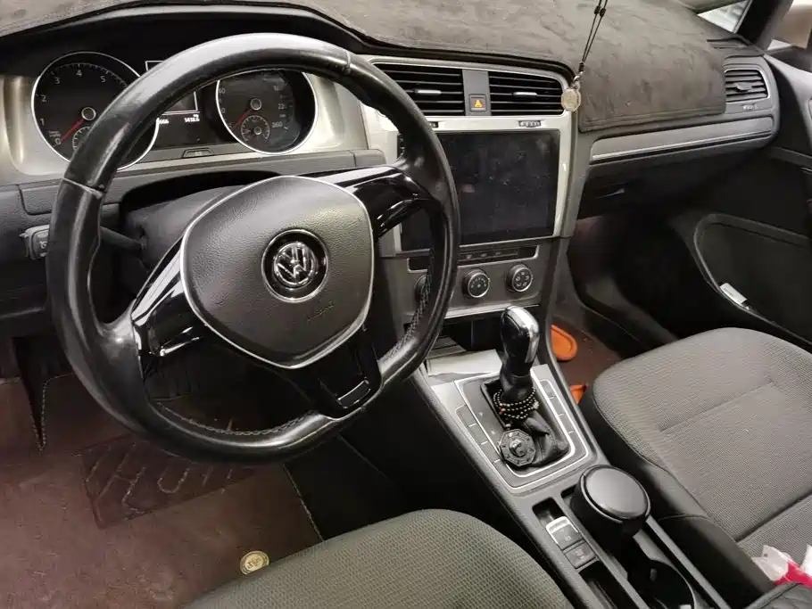 Volkswagen Golf 2015 — фото 12