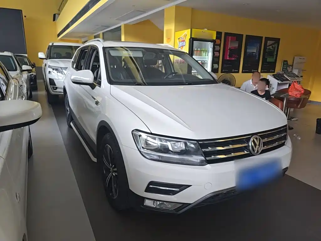 Volkswagen Tiguan L 2019 — фото 4