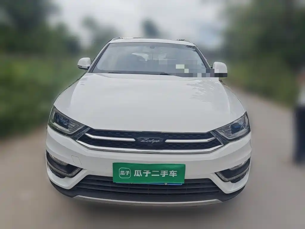 Zotye SR7 2019 — фото 24