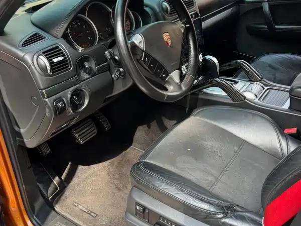 Porsche Cayenne 2010
