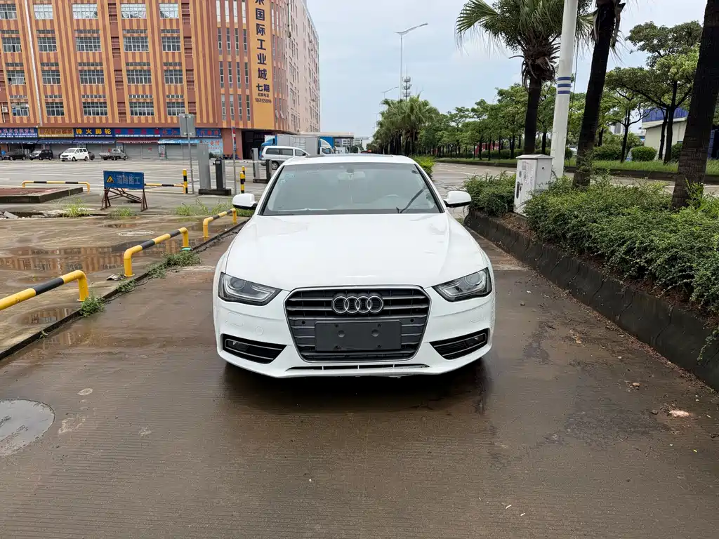 Audi A4L 2015 — фото 2
