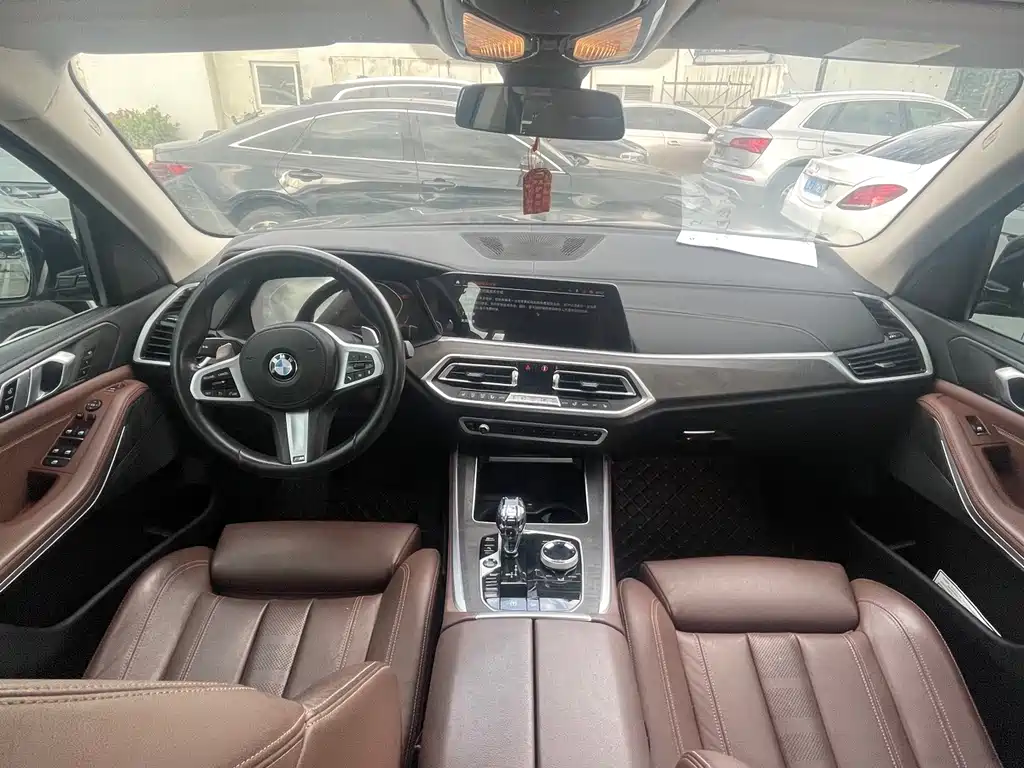 BMW X5 2021 — фото 8