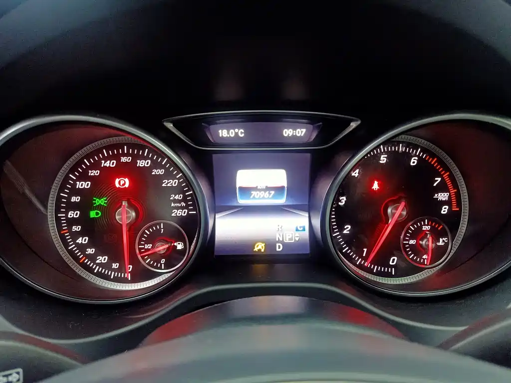 Mercedes-Benz CLA 2018 — фото 10