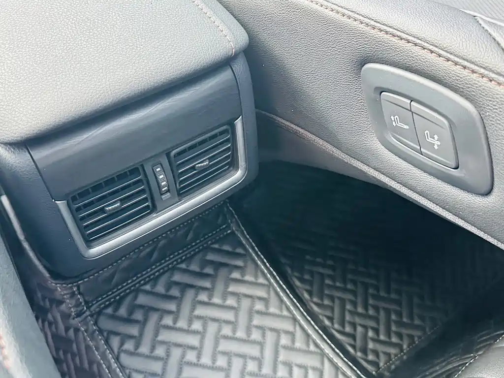Toyota Camry 2021 — фото 21