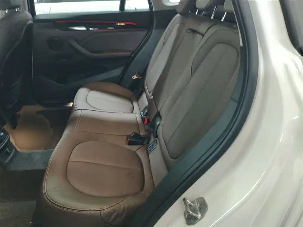 BMW X1 2017 — фото 13