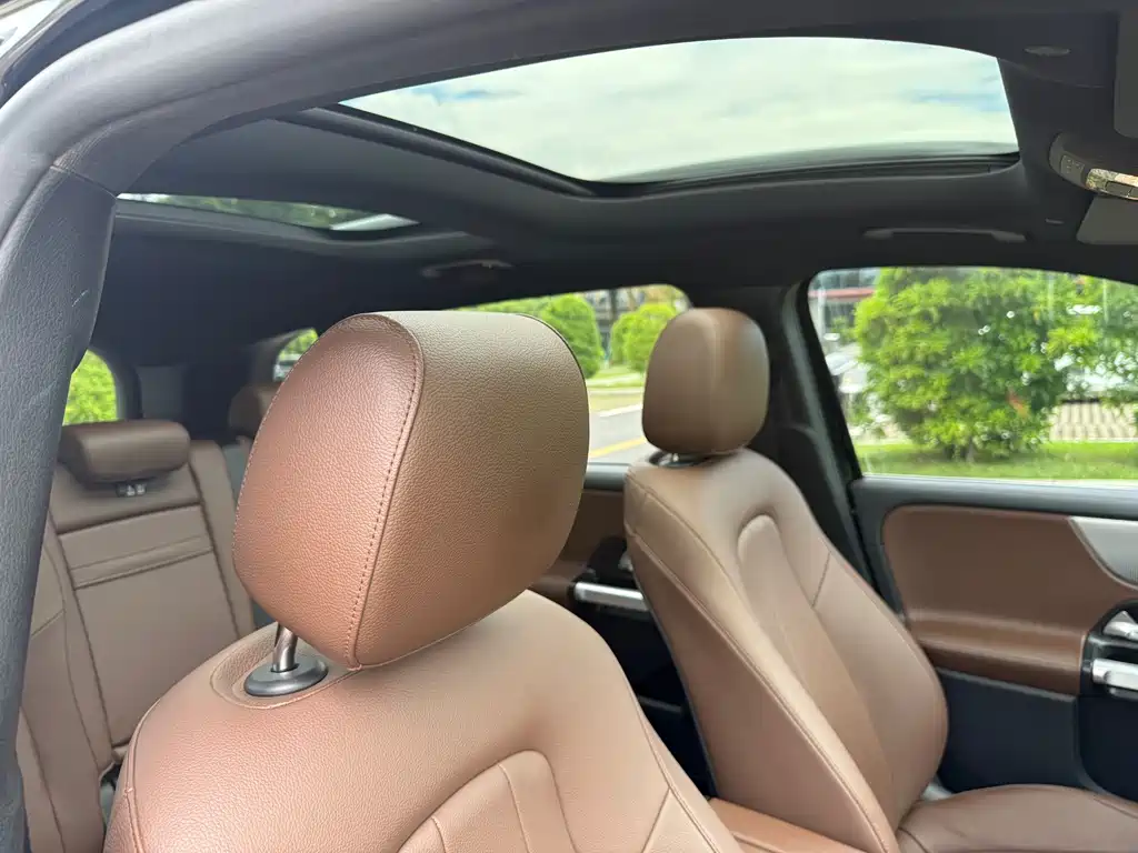 Mercedes-Benz GLB 2020 — фото 16