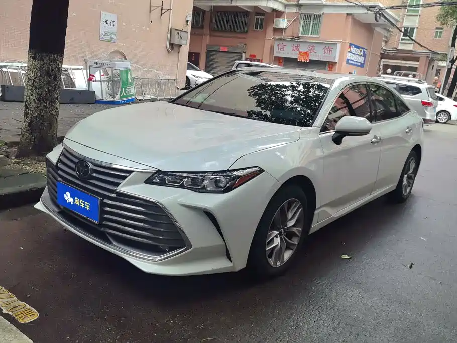 Toyota Avalon 2022