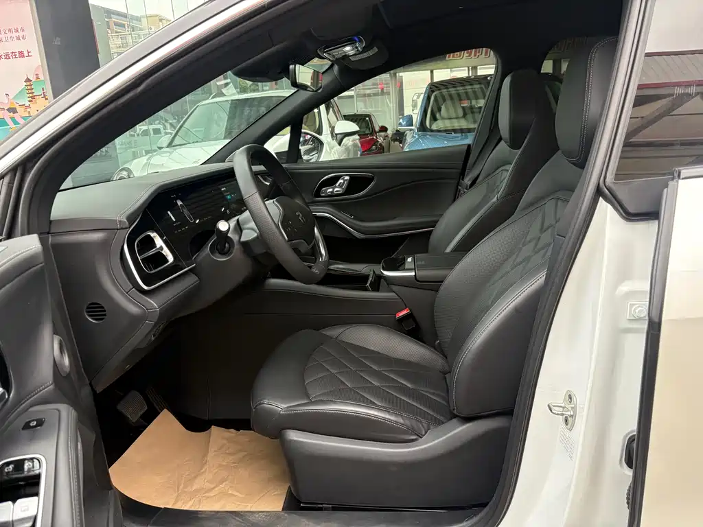 Roewe Feifan R7 — фото 12