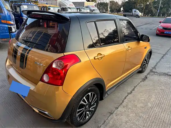 Suzuki Swift 2015