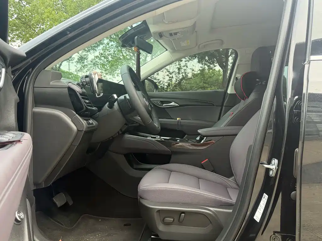 Buick Envision Plus 2026