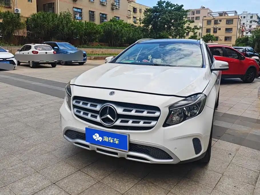 Mercedes-Benz GLA 2019