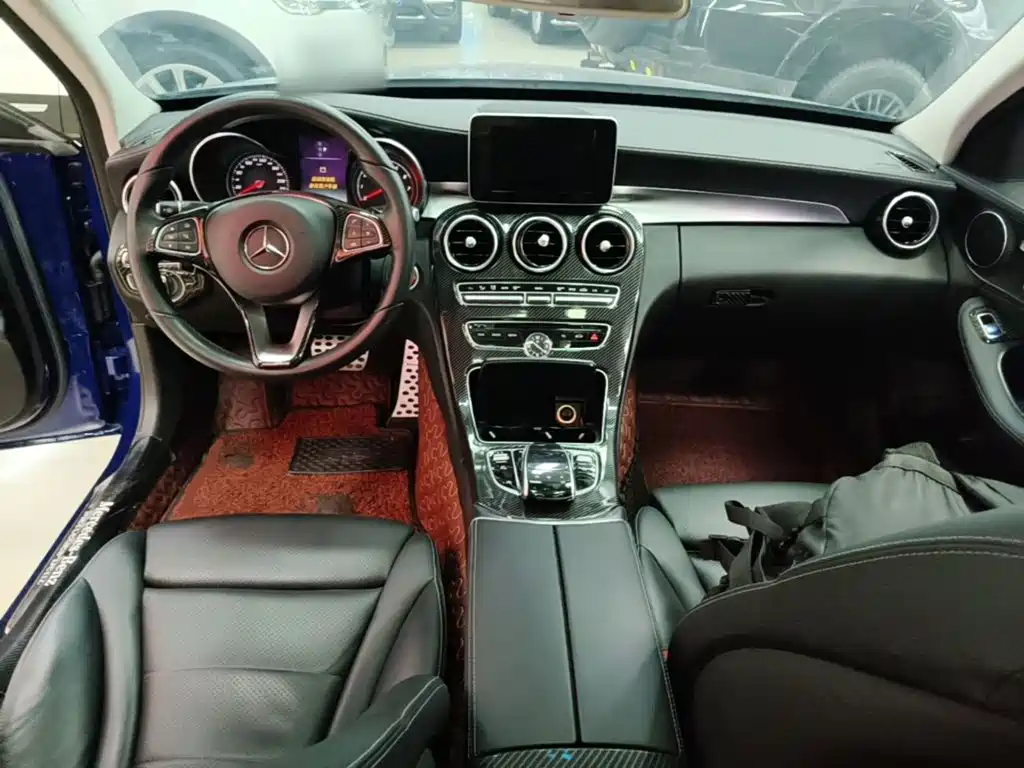 Mercedes-Benz C-Class 2018 — фото 10
