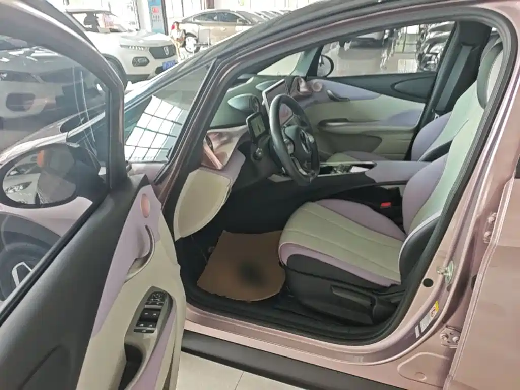 BYD Dolphin 2022 — фото 16