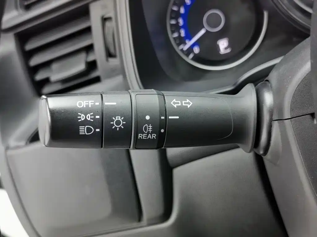 Honda Fit 2017 — фото 21