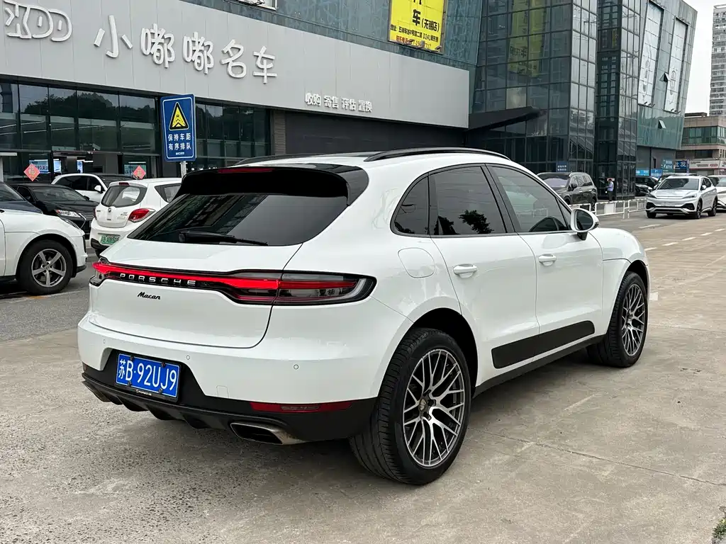 Porsche Macan 2021 — фото 3